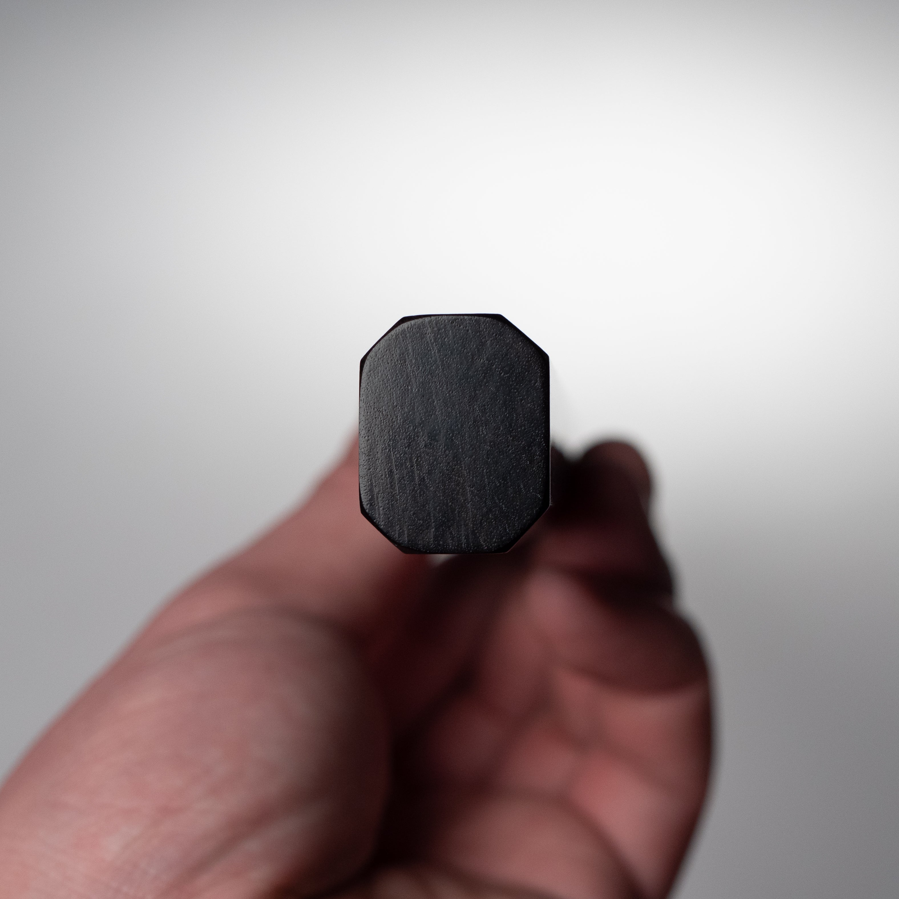 中川作 煌 青一鋼 墨流し 先丸蛸引包丁 300mm 鞘付き