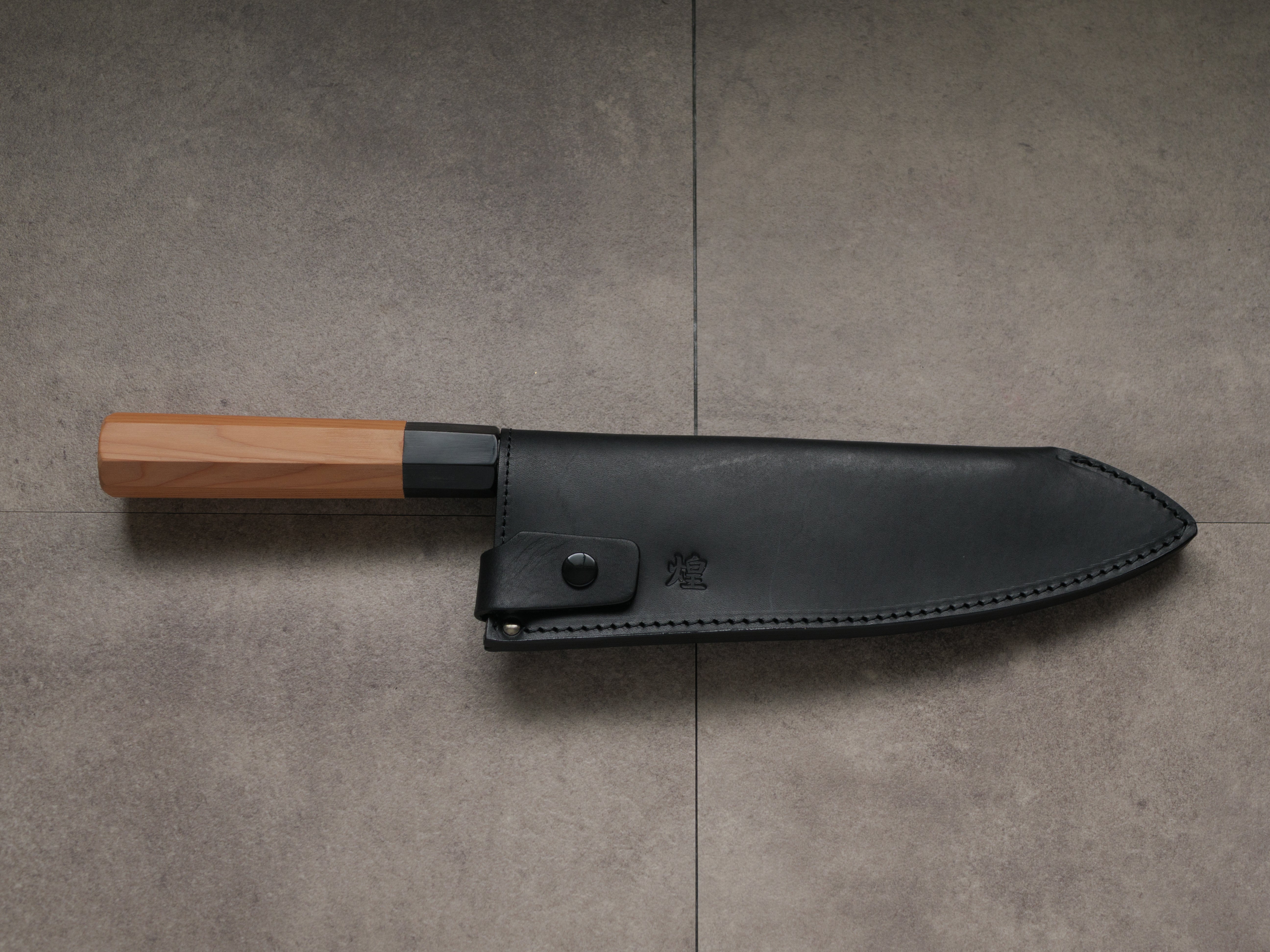 包丁サヤ 手作り革製鞘 出刃包丁